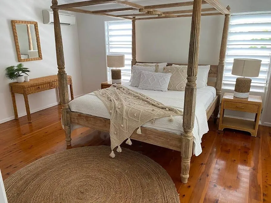 Driftaway On Garrick Street - Port Douglas